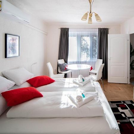 Free Parking Riverwalk Home - 4 Ppl,Wi-Fi,Ac, Tv Budapest Ngoại thất bức ảnh