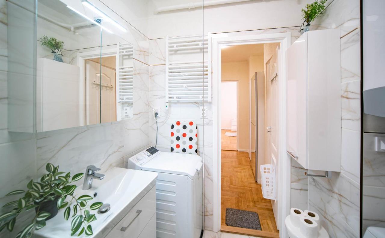 Free Parking Riverwalk Home - 4 Ppl,Wi-Fi,Ac, Tv Budapest Ngoại thất bức ảnh