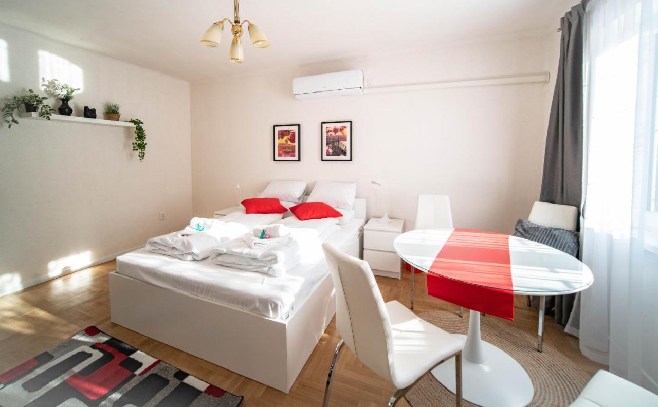 Free Parking Riverwalk Home - 4 Ppl,Wi-Fi,Ac, Tv Budapest Ngoại thất bức ảnh