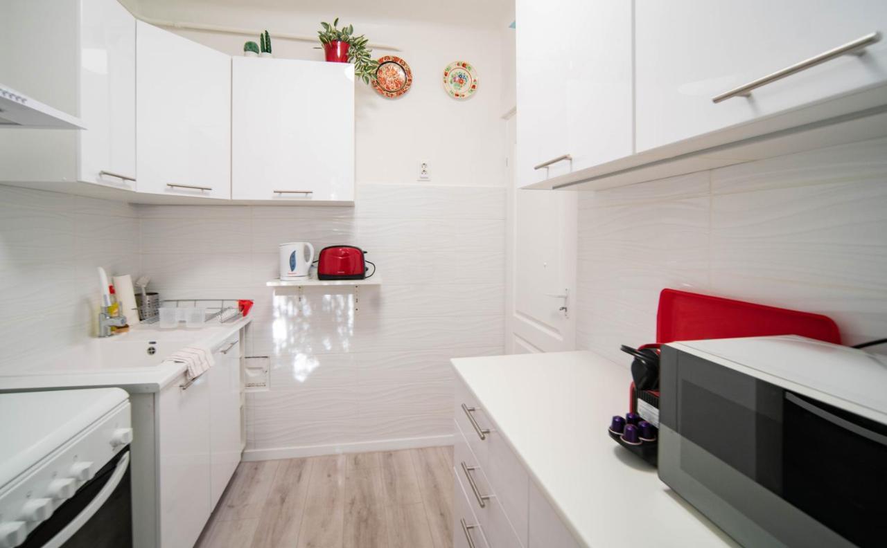 Free Parking Riverwalk Home - 4 Ppl,Wi-Fi,Ac, Tv Budapest Ngoại thất bức ảnh
